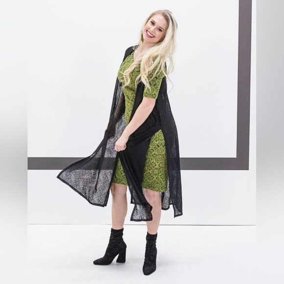 ✨️ Lularoe Joy Duster Vest. New! Size M. Sleeveless. - Picture 5 of 8